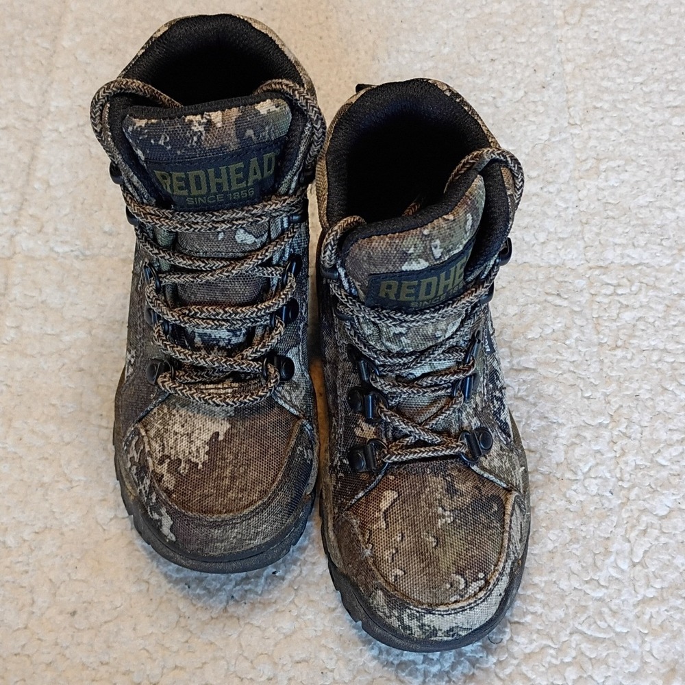 RedHead Bone-Dry Hunting Boots Kids Size 13 Camo Good Waterproof Hiking Lug Sole